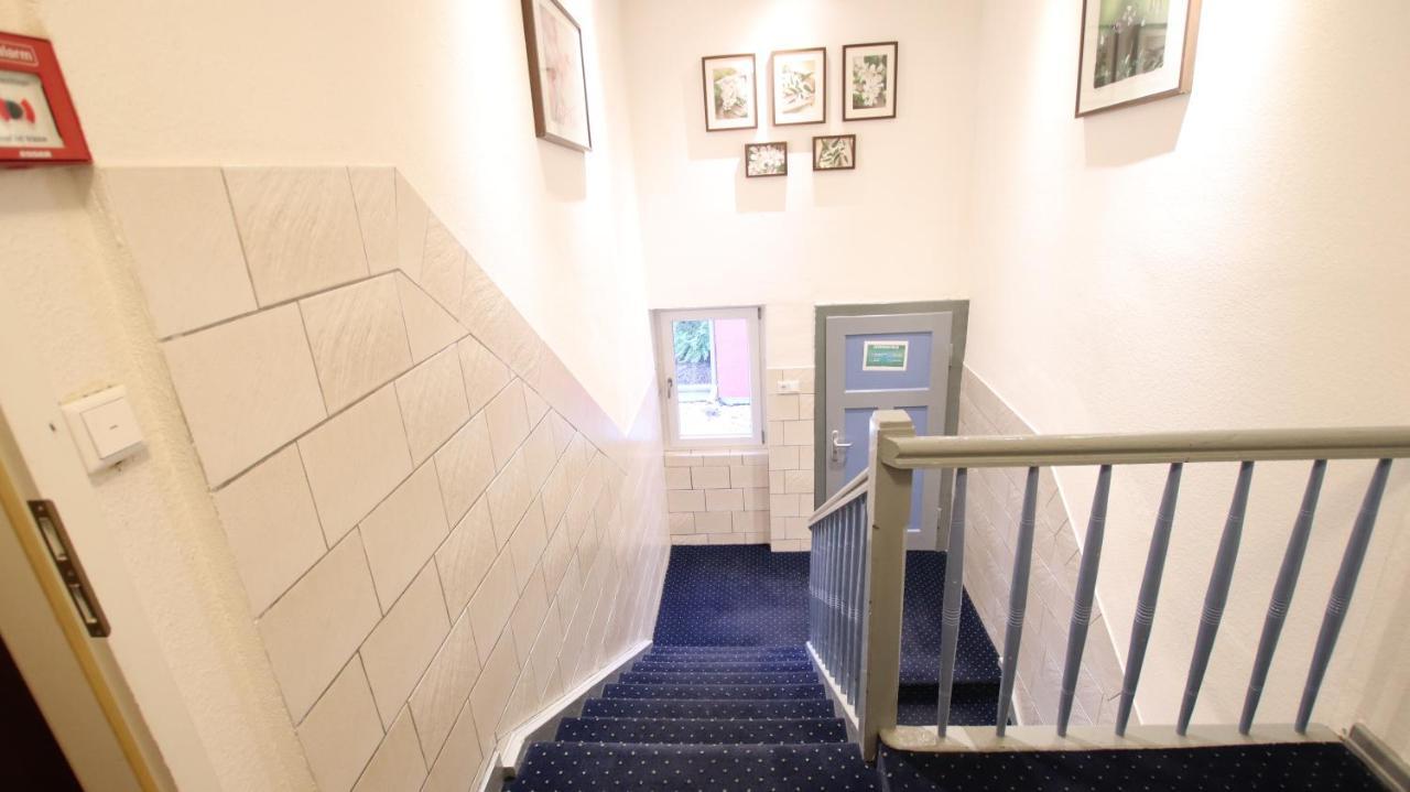 Hotel Wahlster Saarbrücken Esterno foto
